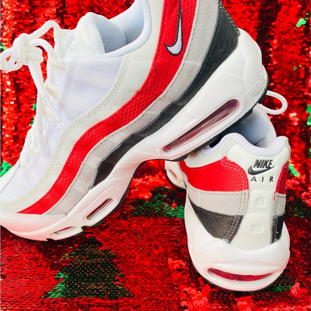 🔥NIKE AIR MAX 95🔥 - Picture 5 of 11